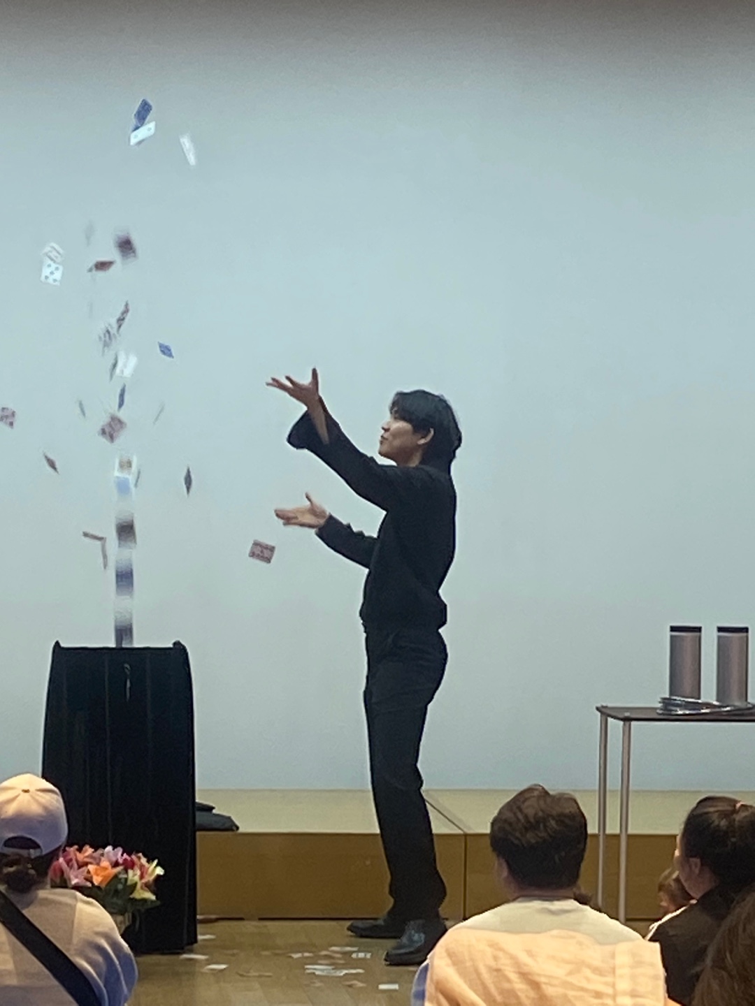 클래식 매직 공연 장면